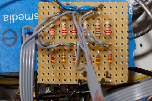 Combineer de zender en ontvanger module op één schakelaar met een diodebrug.