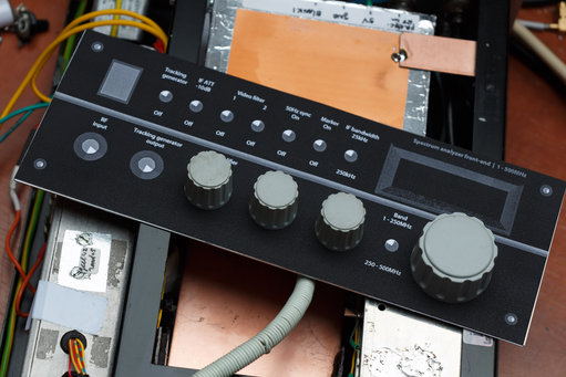 20130119-IMG_0989-3000px.jpg (741.67 KiB) 90865 keer bekeken Proefafdruk op gewoon papier. Dit heb ik al een keer of vier opnieuw gedaan. Kloppen de maten... Staat de tekst wel recht... Hoe vind ik het lijken, etc... Dit is één van de laatste concepten. Er komen nog wat kleine wijzigingen in.