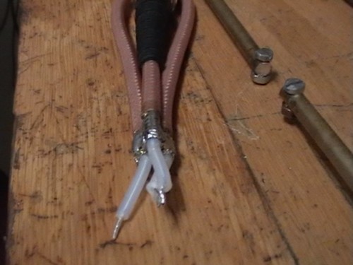 IMGA1834.JPG (110.3 KiB) 122713 keer bekeken De eindstukjes zijn hier wel iets te lang gehouden